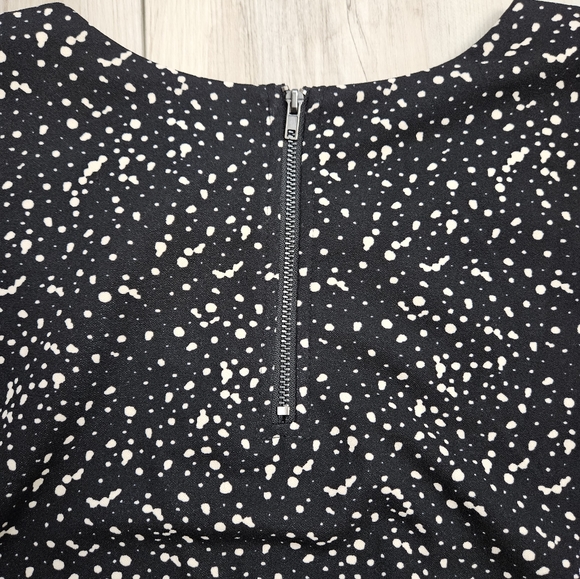 Womens Zip Back Top - Size Small - Picture 3 of 5